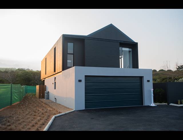 3 BEDROOM HOUSE FOR SALE IN ZULULAMI LUXURY COASTAL ESTATE